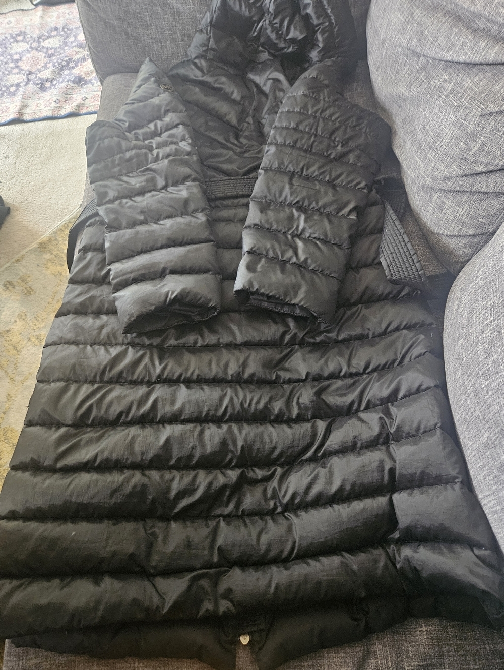 Lightweight Down/Feather Filled Micheal Kors Oversized Black Puffer Long Jacket. - Picture 12 of 16